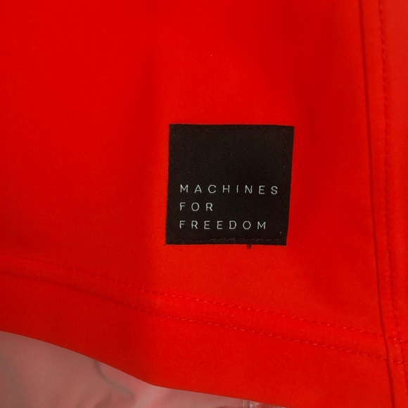 Machines For Freedom: All Weather Vest in Hibiscus - Picture 10 of 10